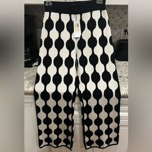 New! UGG W Jannette Pant, size medium